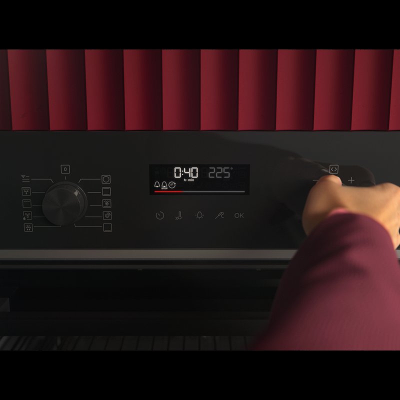 AEG NBA5P531AB EXPlore. Jednoduchý prístup k funkciám rúry