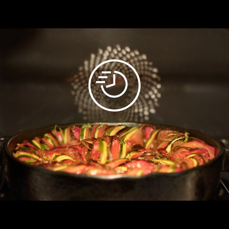 AEG NKK9N82KB Mikrovlnná a teplovzdušná rúra. Dvojitá funkcia pre chutné pokrmy