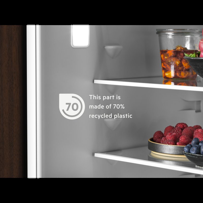 AEG TC9VS181BC Moderná inovácia. Unikátna chladnička s mrazničkou z recyklovaného plastu*
