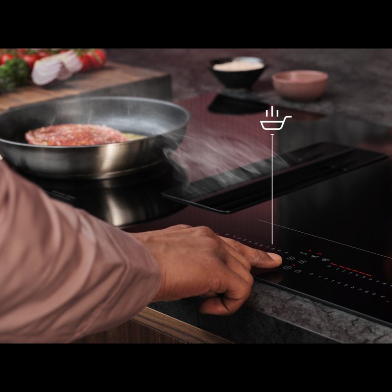 AEG TH84CC23CZ Varná doska SenseFry Extractor. Smaženie je teraz jednoduchšie