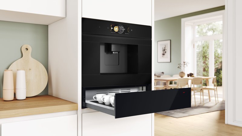 Bosch BIC7101B1 — Predhriatie šálok: aby vaše nápoje zostali dlhšie horúce.