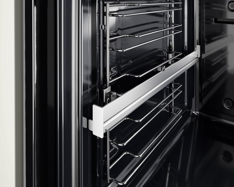 Bosch HBG724AB1 — Jednonásobný plne výsuvný pojazd Clip Rail je možné umiestniť do akejkoľvek úrovne pečenia.
