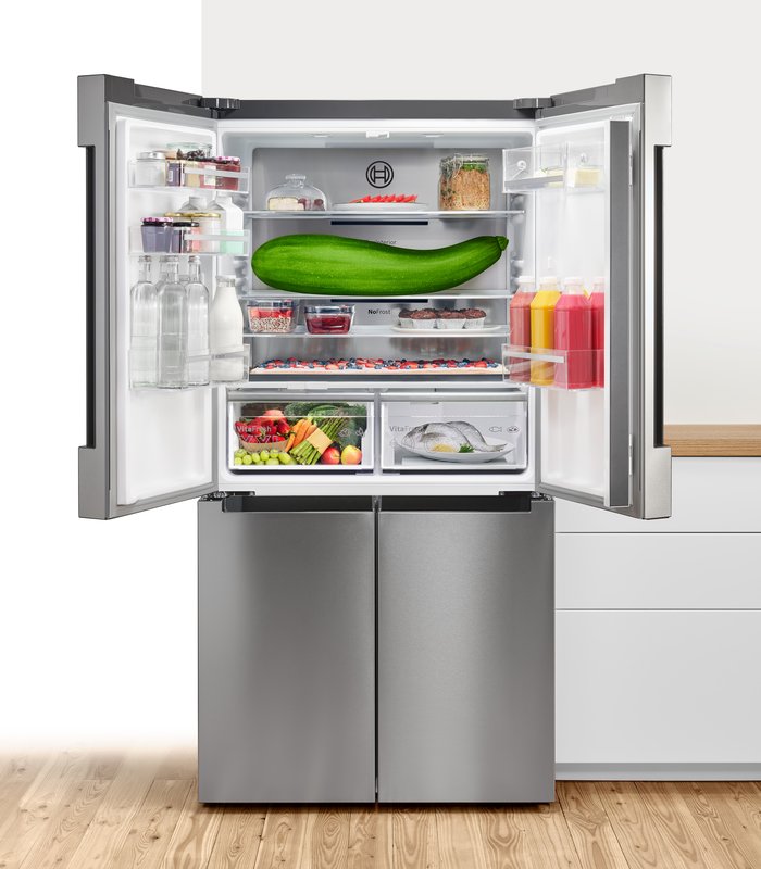 Bosch KMC85LBEA — Kapacita XXL: dodatočný priestor pre vaše jedlo v prípade, že si potrebujete urobiť zásoby.