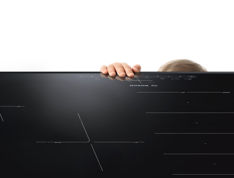 Bosch PIE631HC1E — Detská poistka: uzamkne ovládanie na ochranu pred nepredvídateľnými nastaveniami.