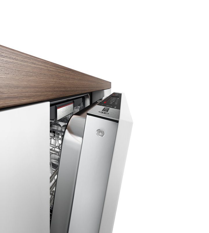 Bosch SBD6ECX21E — Efficient Dry: ešte lepší výsledok sušenia vďaka automatickému otvárania dverí.