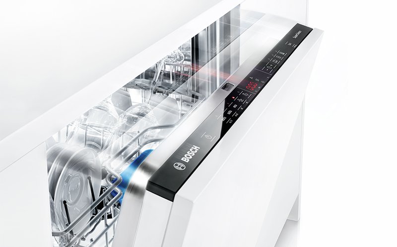 Bosch SBD6ECX21E — Open Assist: otváranie dvierok umývačky jednoduchým dotykom na prednú stranu dvierok.