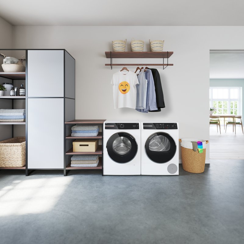 Bosch WAN24293CS — Iron Assist: vyhladzuje pokrčenie až o 50 %.
