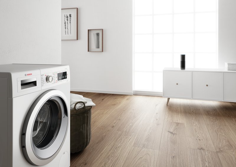 Bosch WGJ24401BY — Ovládanie hlasom: buďte v spojení so svojou práčkou pomocou hlasového ovládania pre maximálne pohodlie.