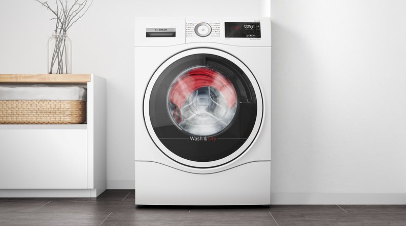Bosch WNG24401BY — Iron Assist: inteligentné ošetrenie parou, ktoré dokonale vyhladí suchú bielizeň.