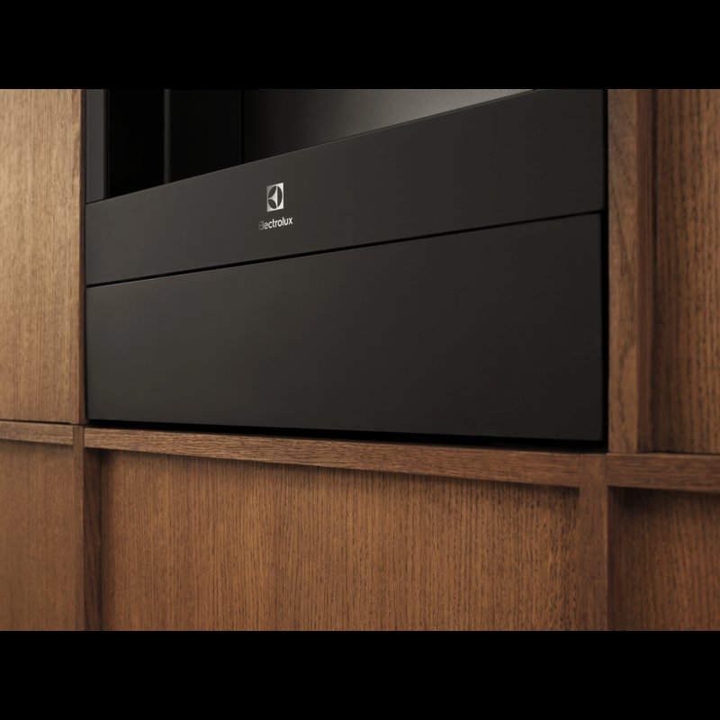 Electrolux EBD4X2 Ohrievacia zásuvka je perfektným doplnkom vašej rúry