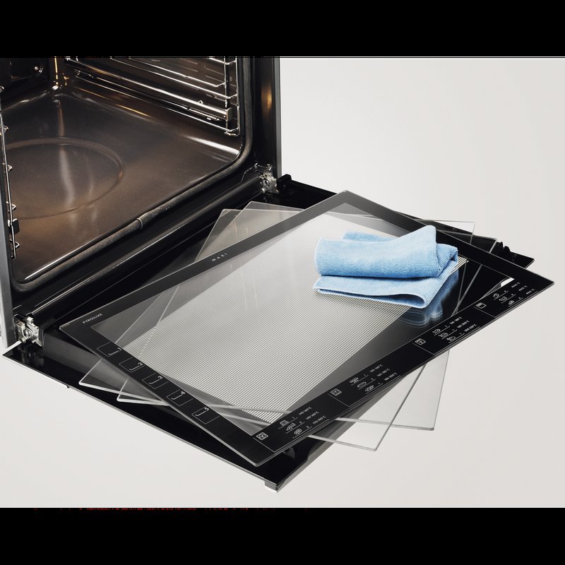 Electrolux EOA5220FOV Sklenené dvierka, ktoré je ľahké udržiavať čisté