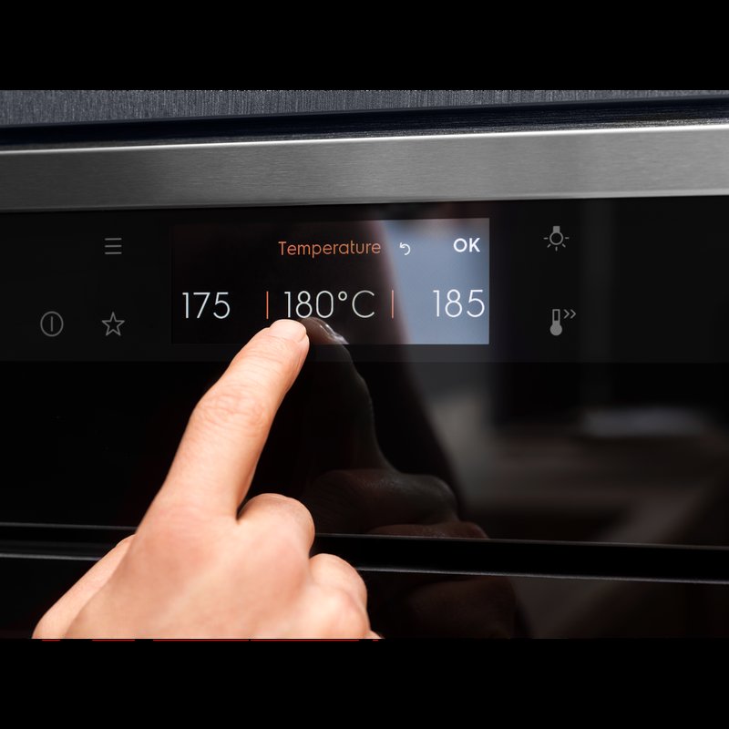 Electrolux EOB8S39H Dotykový displej – intuitívny a praktický, všetko máte na dosah