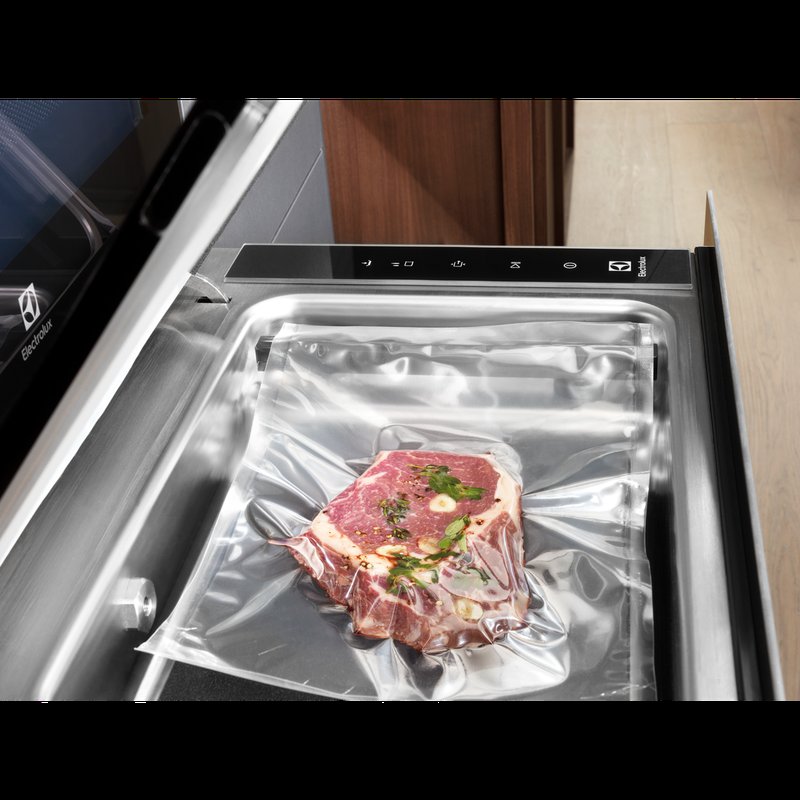 Electrolux KBV4X Enhance flavours and lock in moisture with sous-vide cooking