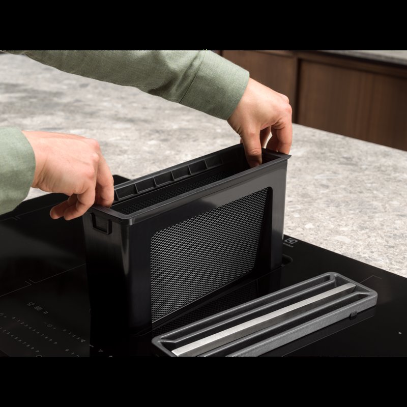 Electrolux KCC84450CZ Filter 2 v 1 pre sviežejší vzduch v kuchyni