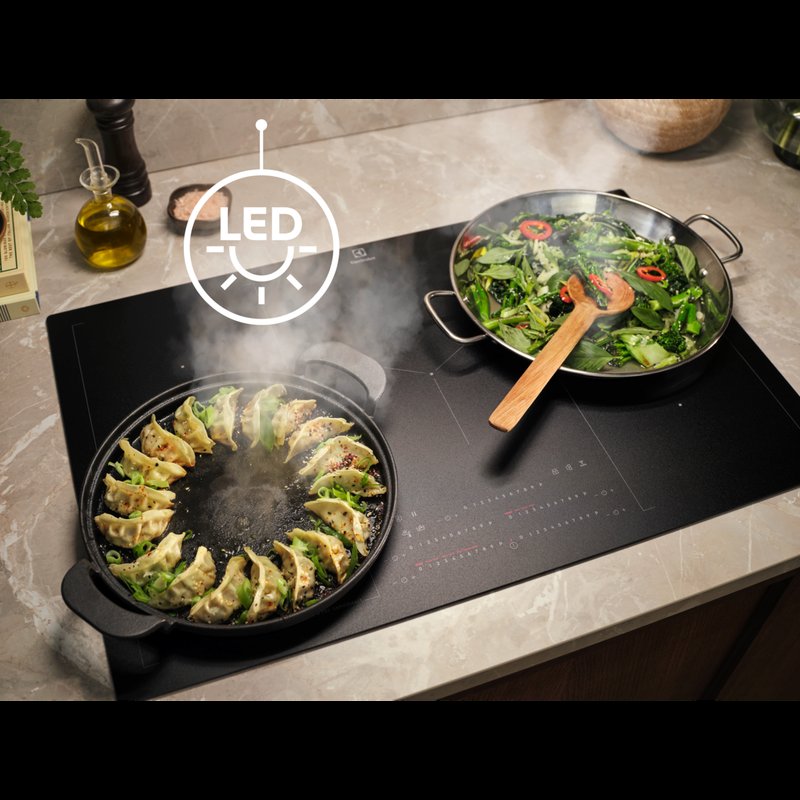 Electrolux LFC519X Pure Illumination presvetlí vaše varenie
