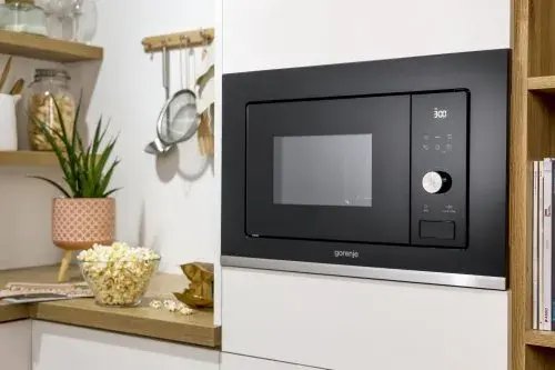 Gorenje BM341M3DBGH — Mikrovlny pre rýchle varenie