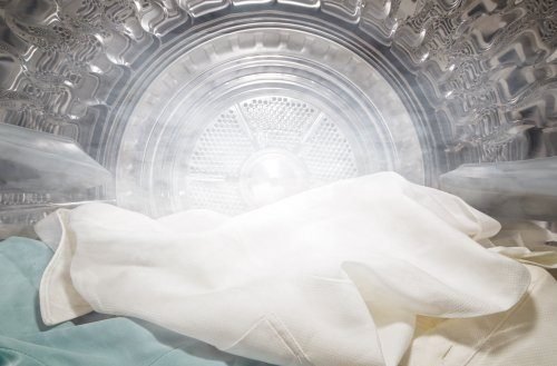 Gorenje D2NS83SW/CZ — Pre hladšie oblečenie bez záhybov