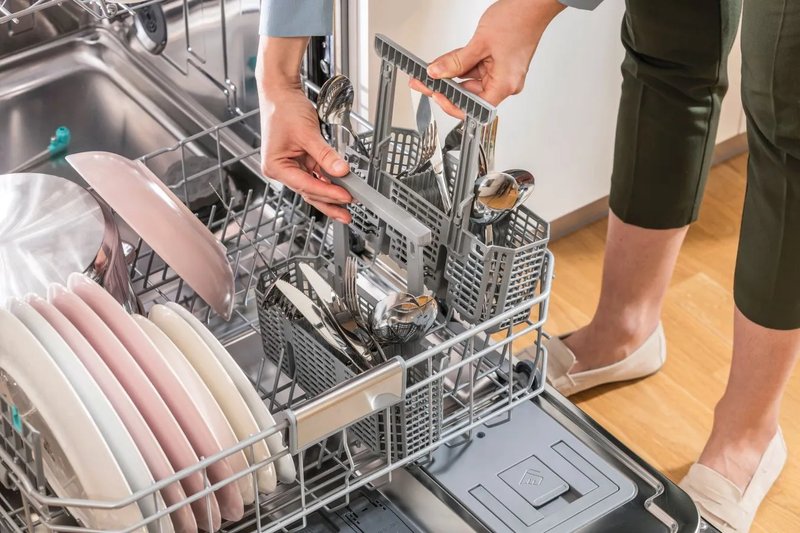 Gorenje GS642D90W — Maximálna flexibilita pre váš príbor