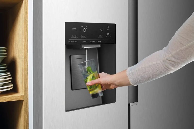 Gorenje NRS917E61X — Chladená voda a ľad vždy poruke