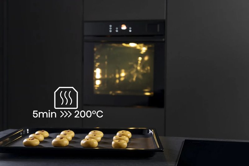 Hisense BI614P8B — Rýchly predohrev