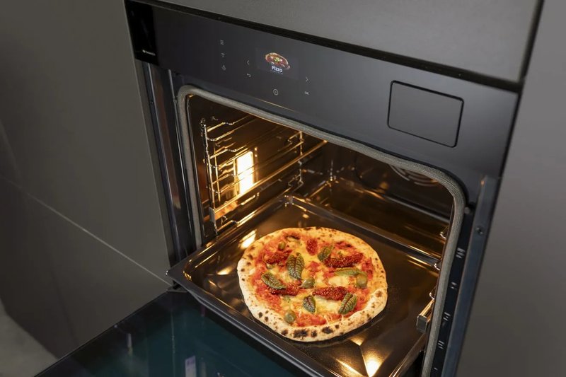 Hisense BI614P8B — Režim Pizza