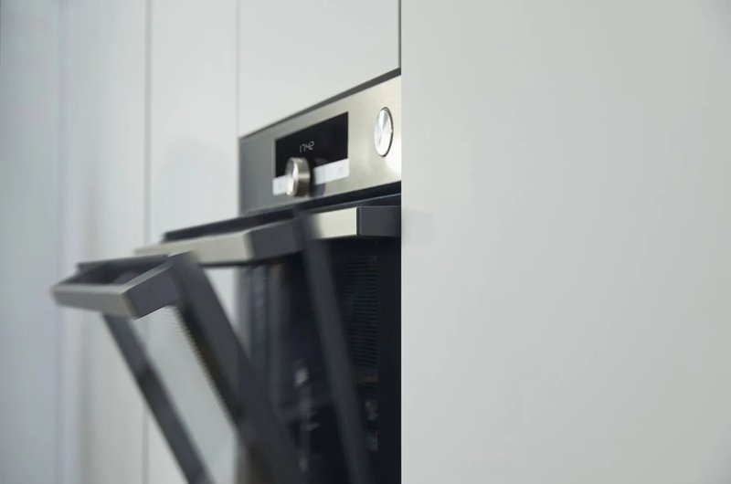 Hisense BI64223EPMB — Soft Close