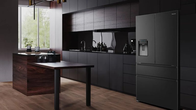 Hisense RF540N4SBF2 — Prémiový dizajn plochých dverí