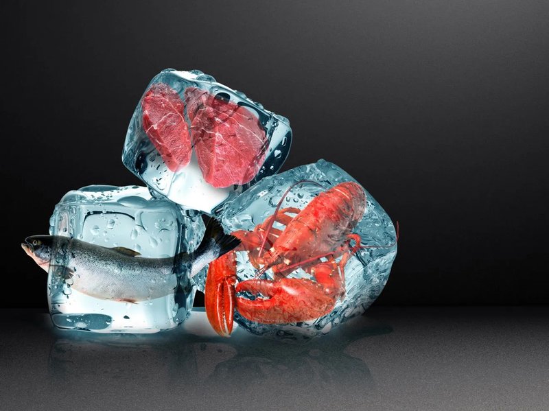 Hisense RF749N4SWSE — Super Cool & Super Freeze