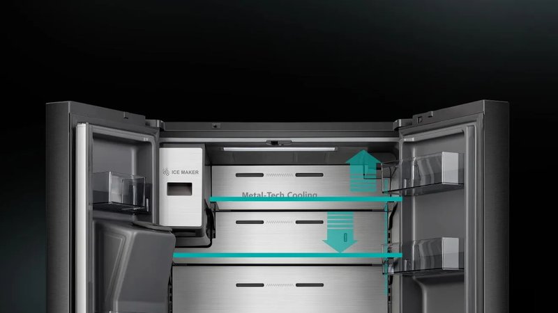 Hisense RQ760N4IFE — Výškovo nastaviteľné police