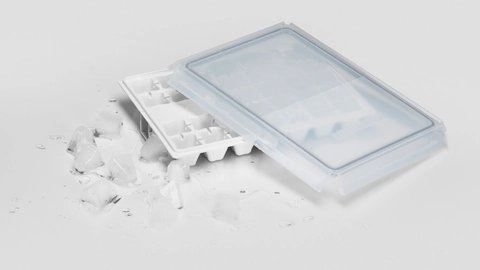 Liebherr CBNBSC 778i — Miska na ľadové kocky s vekom