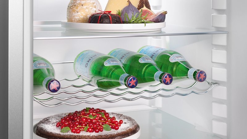 Liebherr CU 3331 — Polička na fľaše