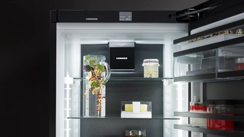 Liebherr ICBNCX 5173 — Deliteľná sklenená polička