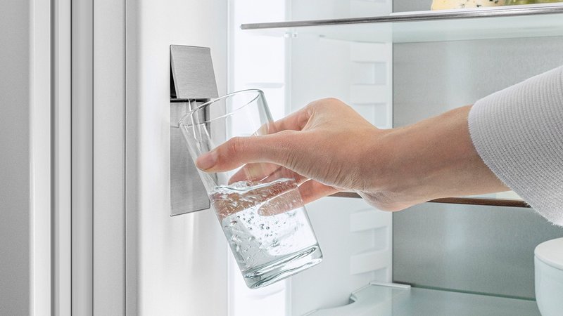 Liebherr IRBCI 5180 — InfinitySpring