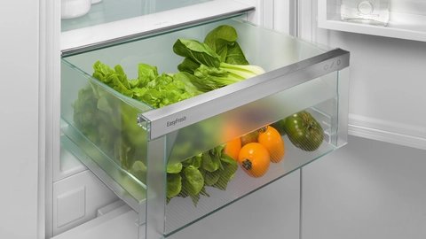 Liebherr IRSE 4101 — Trezor EasyFresh s integrovaným bežcom zásuvky