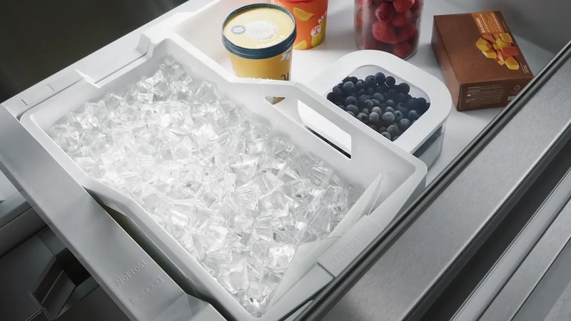 Liebherr MBBSDI 9556 — IceMaker
