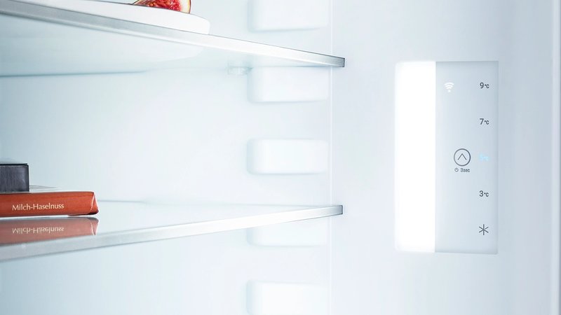 Liebherr RB 1401 — LED osvetlenie vnútri