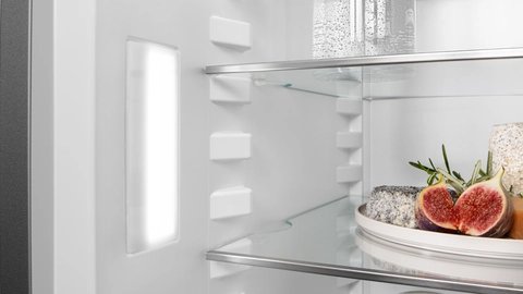 Liebherr RBSFD 5221 — Bočné LED osvetlenie na jednej strane