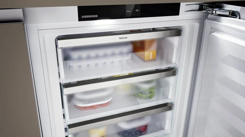 Liebherr SUFNC 375i — NoFrost v mraziacej časti