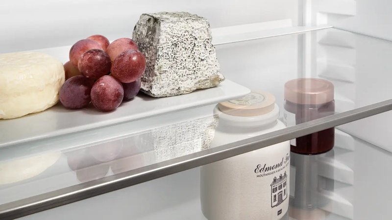 Liebherr URC 3700 — Poličky GlassLine