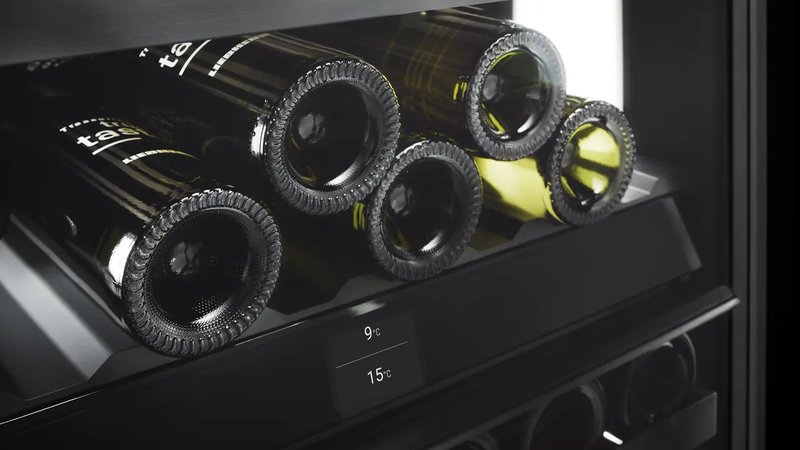 Liebherr UWGBI 3682 — TempProtect Plus