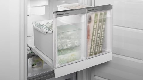 Liebherr XRFSF 5245 — IceTower