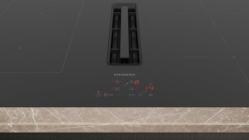 Siemens ED611BS16E — Funkcia combiZone umožňuje varenie na veľkých hrncoch a pekáčoch.