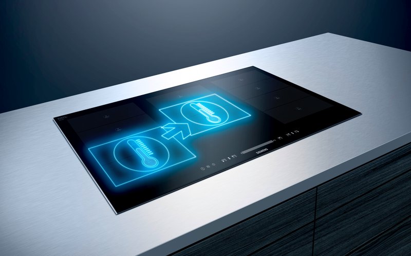 Siemens EX61AHYC1E — flexMotion: pamätá si nastavenia jednotlivých varných nádob a zároveň ich voľne presúva po varnej doske.
