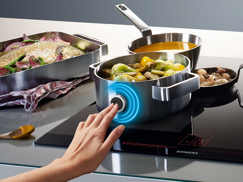 Siemens EX801LX67E — cookingSenzor Plus ready: vďaka precíznej kontrole teploty počas varenia zabráni prekypeniu či prevareniu vašich pokrmov.