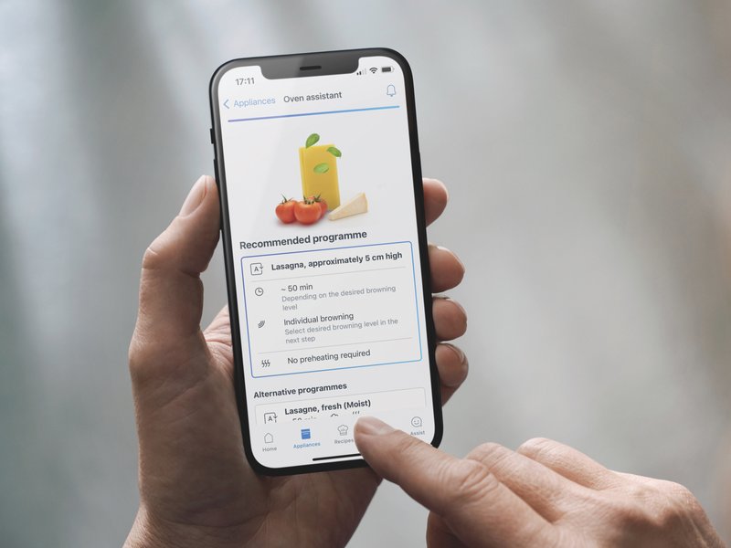Siemens HB578GFS7 — Oven Assistant s hlasovým ovládaním: intuitívne nastavenie správneho druhu ohrevu.